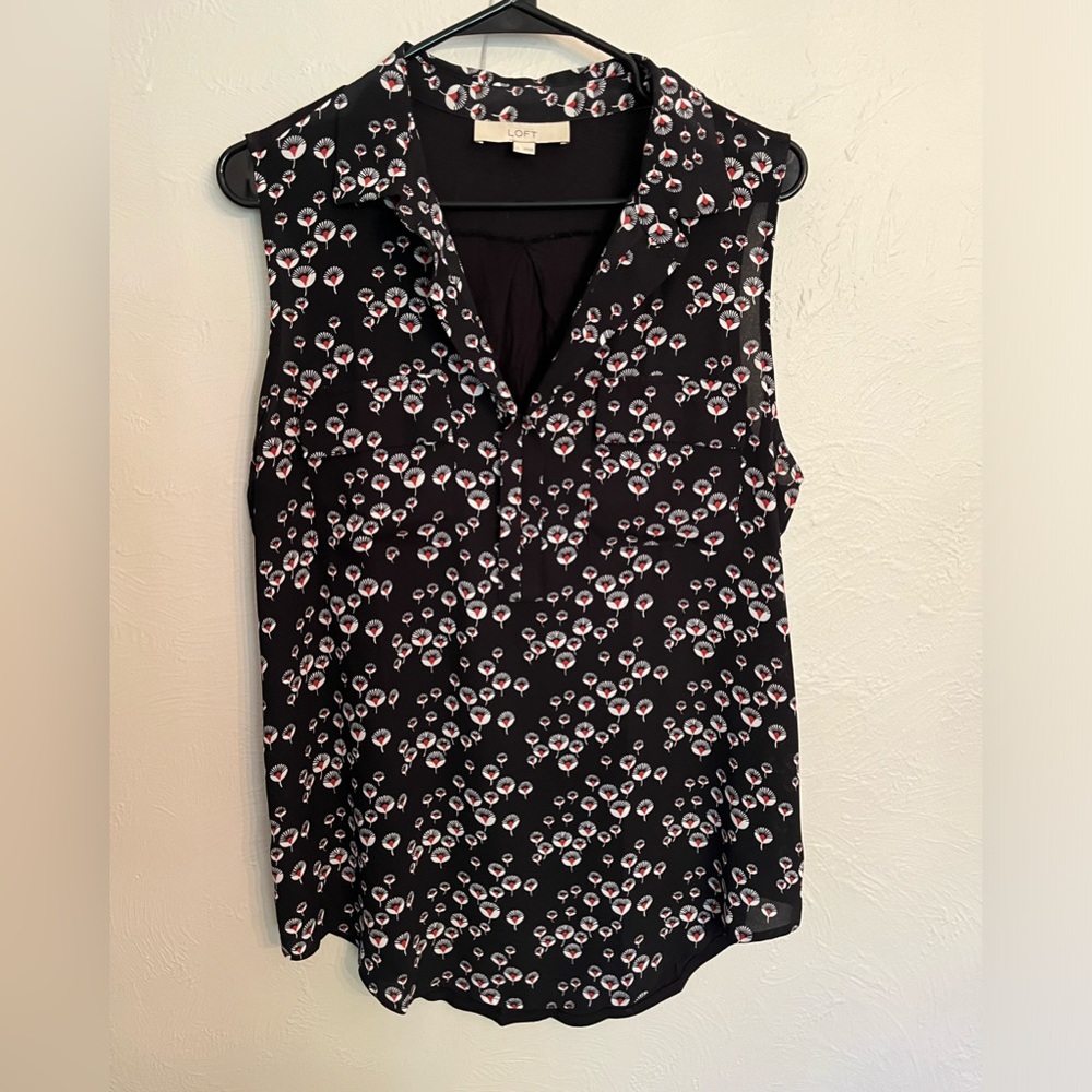 Loft Sleeveless patterned collared shirt Size L